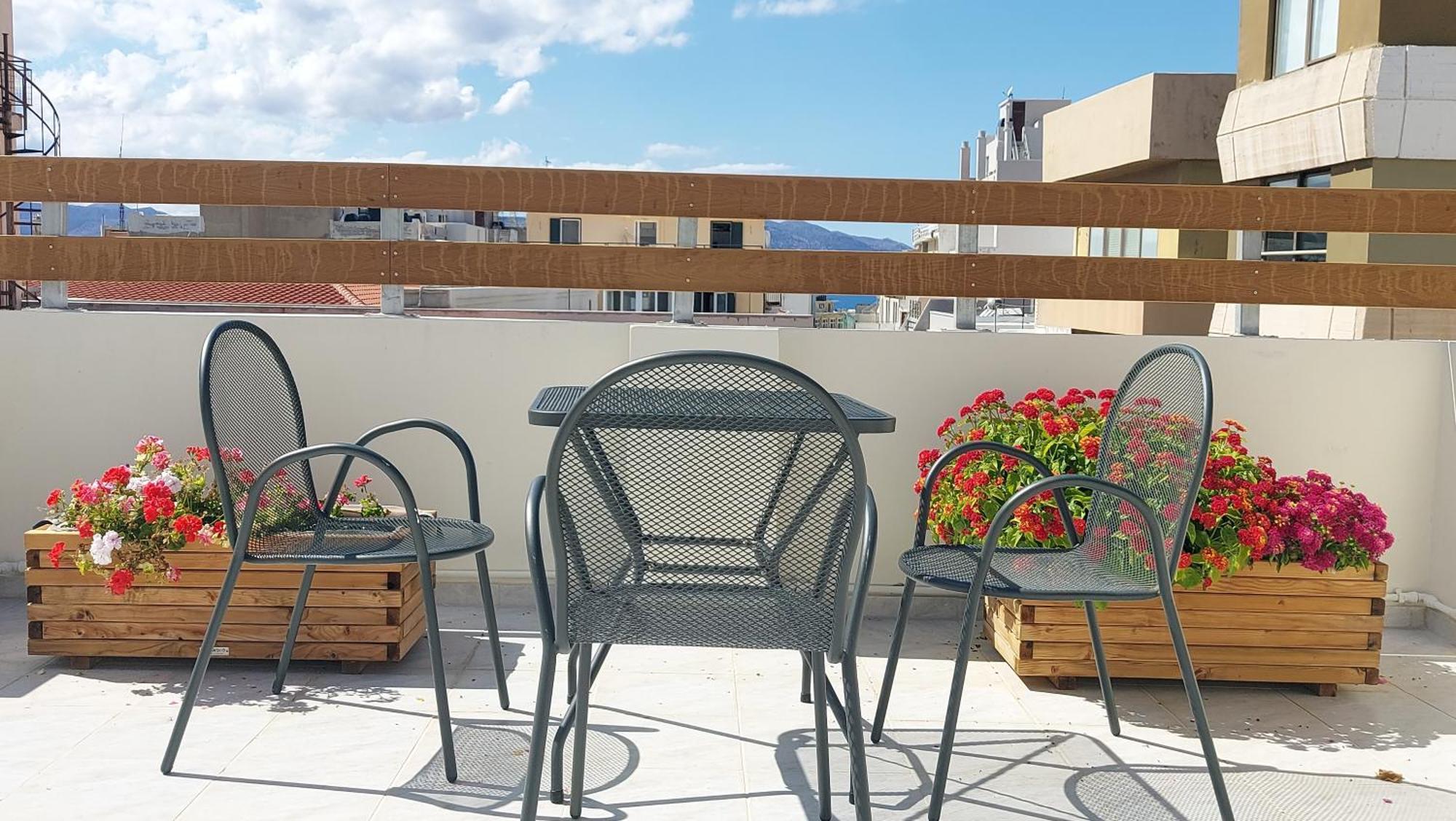 The Little Big Apartment In The Heart Of Heraklion Exterior photo